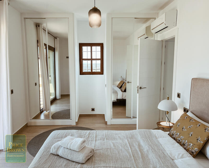 4 Cuarto Villa en venta
