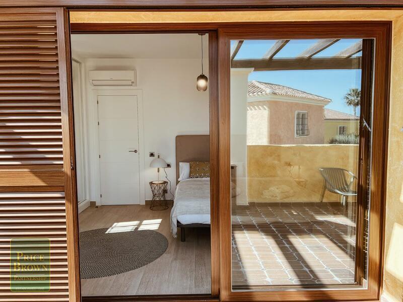 4 Cuarto Villa en venta