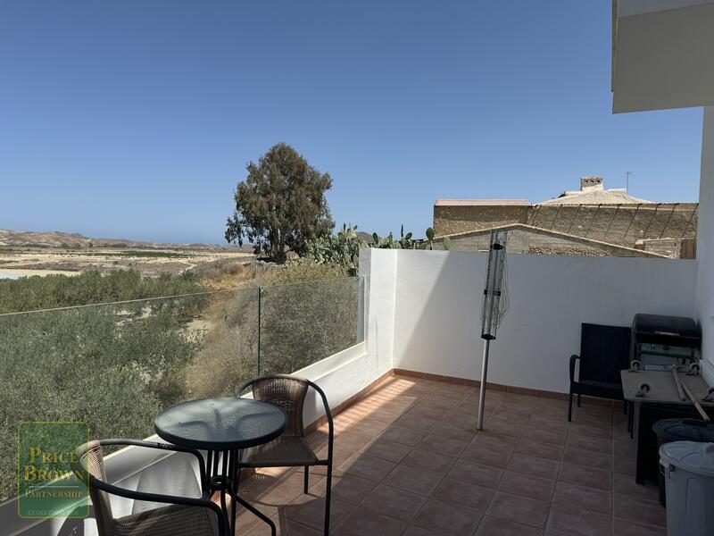 3 bedroom Townhouse for sale