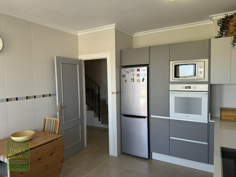 3 bedroom Townhouse for sale