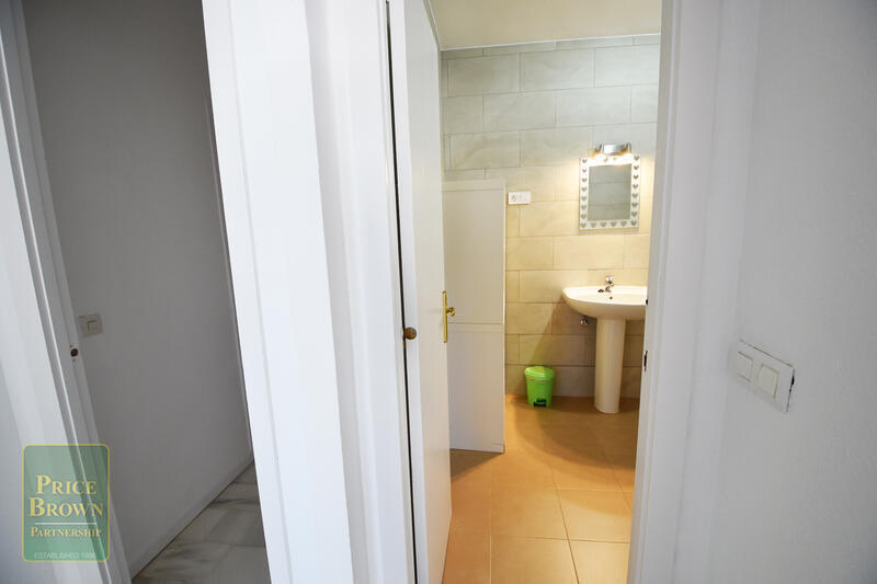 2 slaapkamer Appartement voor lange termijn huur