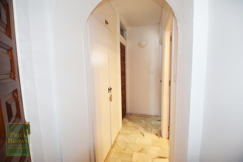 2 slaapkamer Appartement voor lange termijn huur