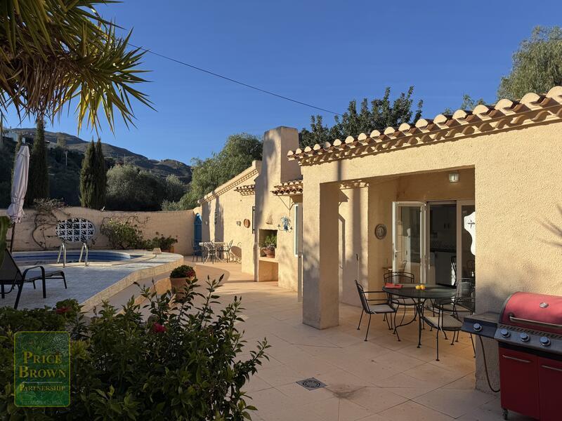 3 slaapkamer Villa Te koop