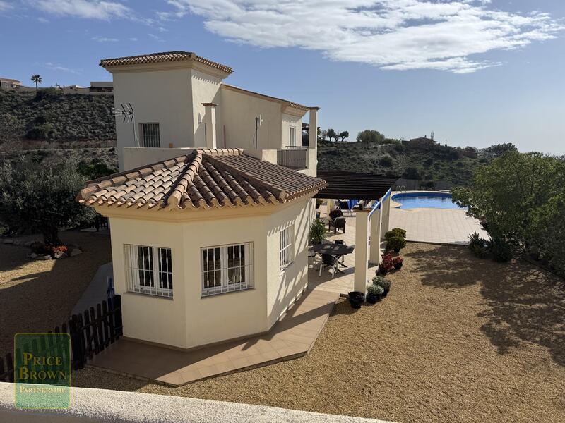 4 bedroom Villa for sale