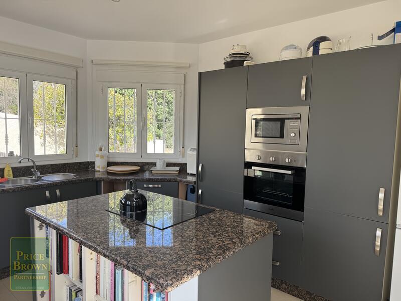 4 bedroom Villa for sale