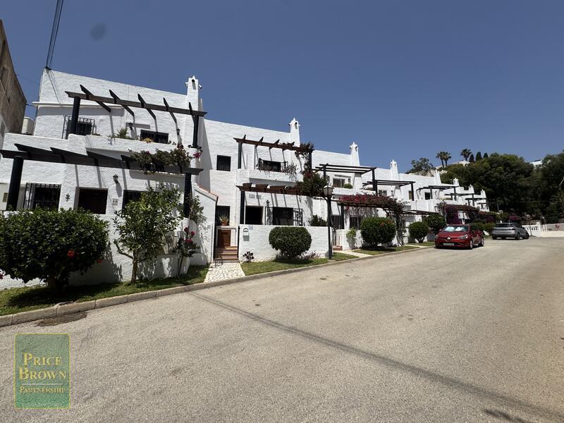 2 Cuarto Adosado en venta