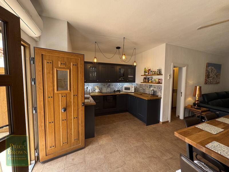 2 Cuarto Adosado en venta