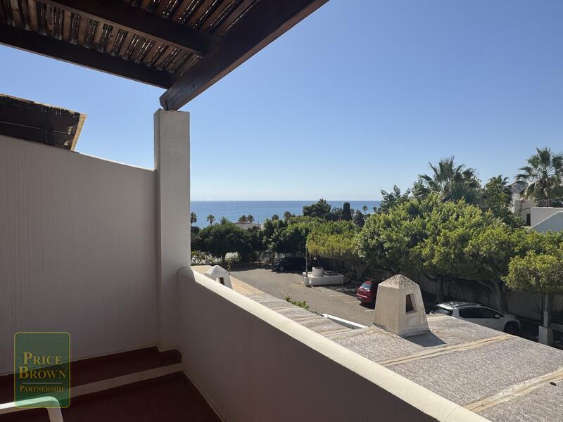 3 bedroom Townhouse for sale