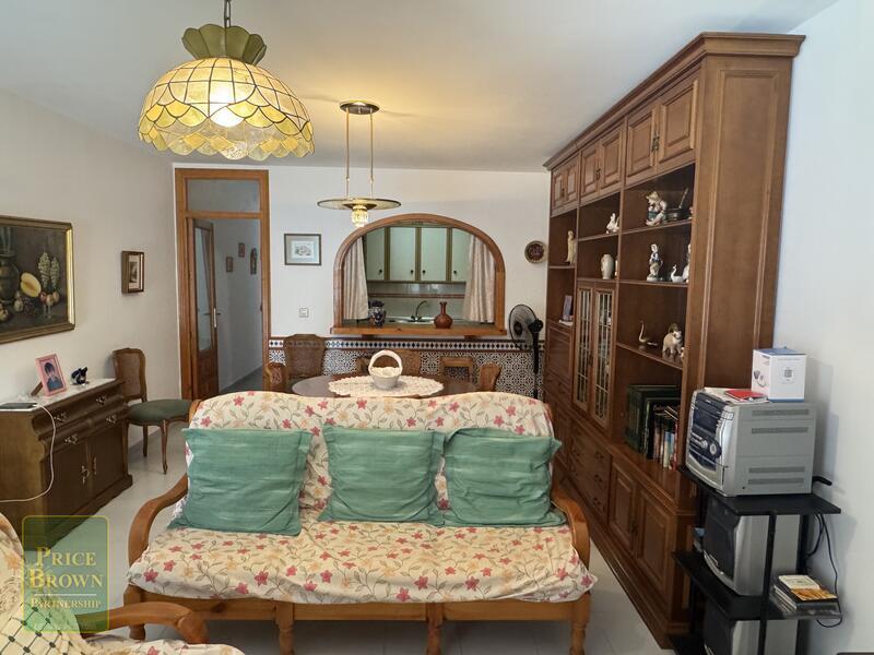 3 bedroom Townhouse for sale