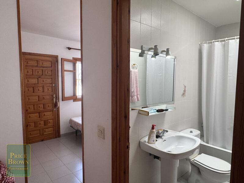 3 bedroom Townhouse for sale