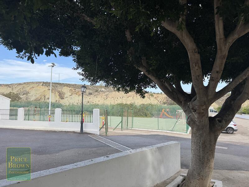 2 sovrum Radhus till salu