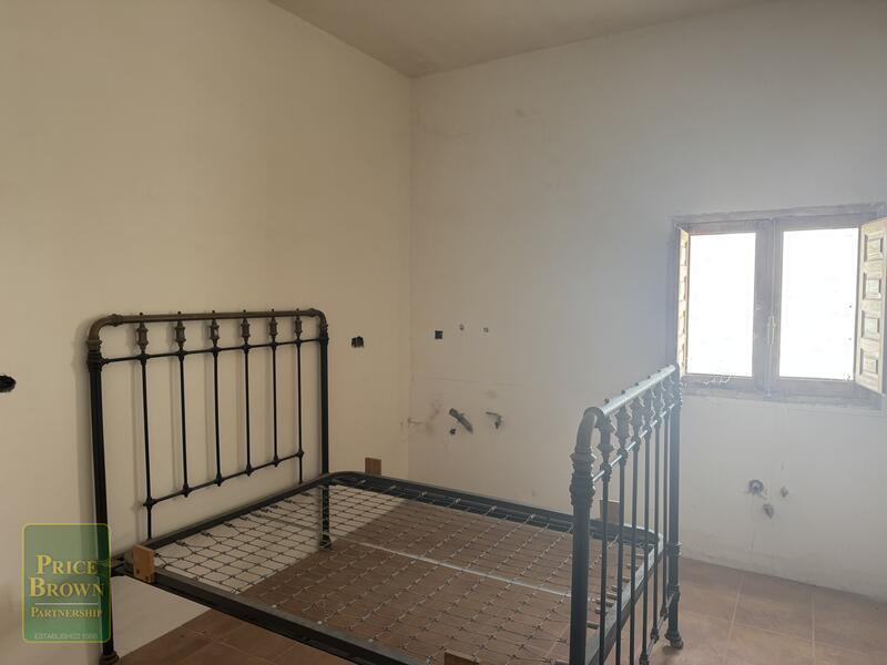 2 sovrum Radhus till salu