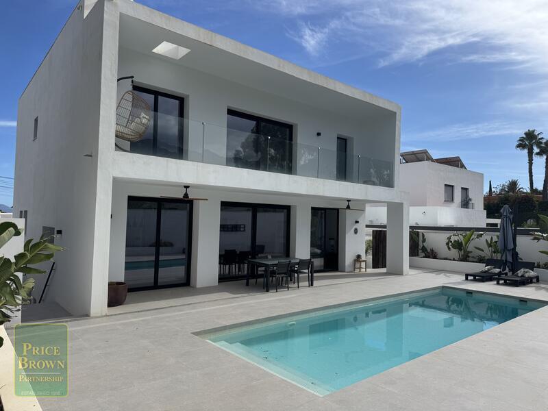 4 bedroom Villa for sale 4 bedroom Villa for sale