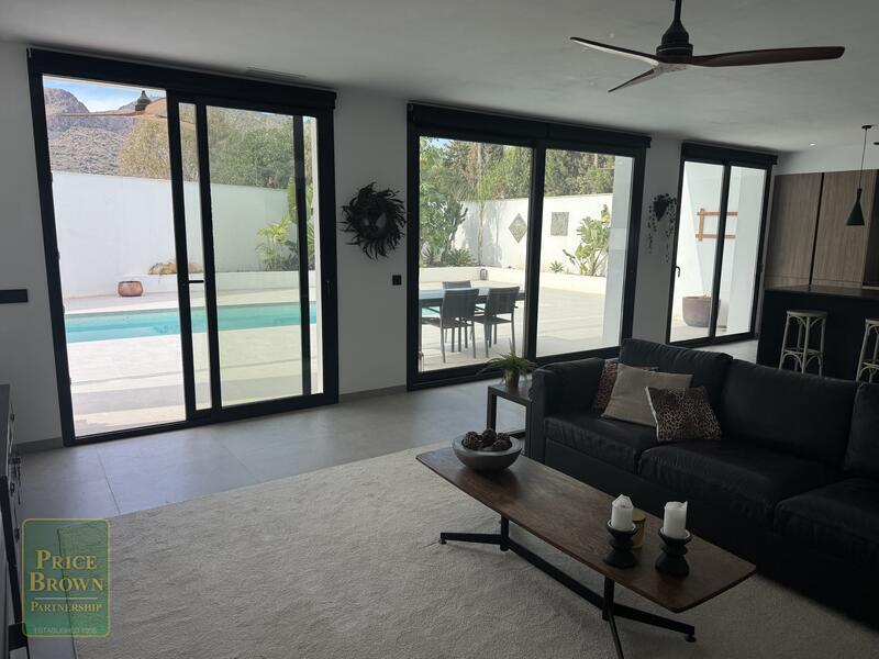 4 bedroom Villa for sale 4 bedroom Villa for sale