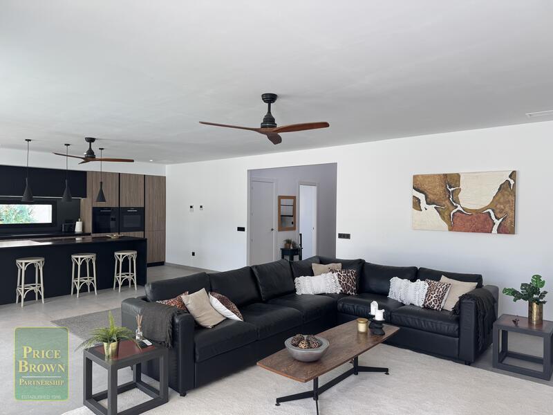 4 bedroom Villa for sale 4 bedroom Villa for sale