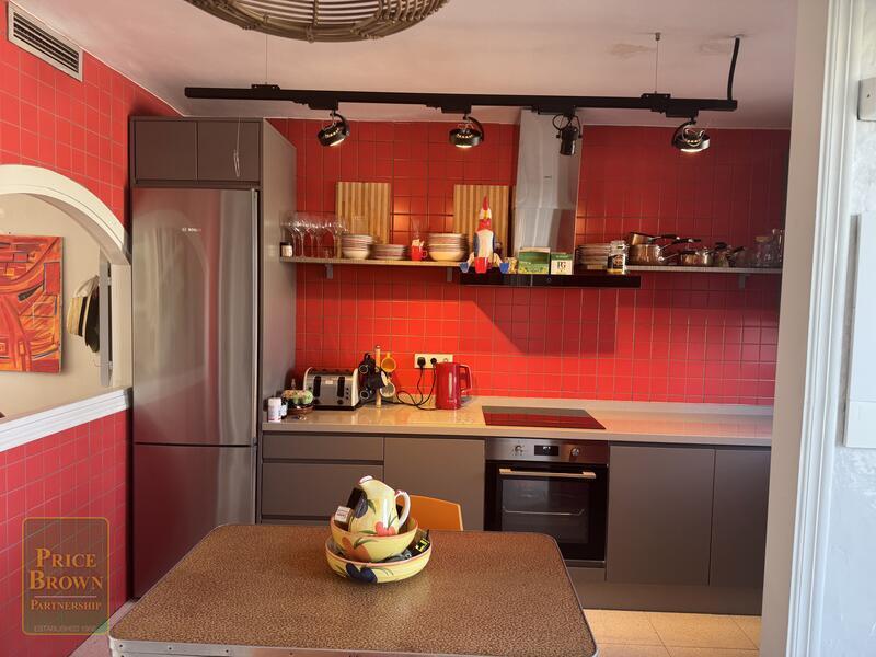 3 bedroom Townhouse for sale 3 bedroom Townhouse for sale