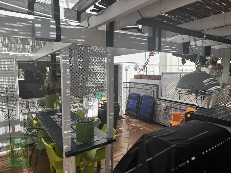 3 bedroom Townhouse for sale 3 bedroom Townhouse for sale