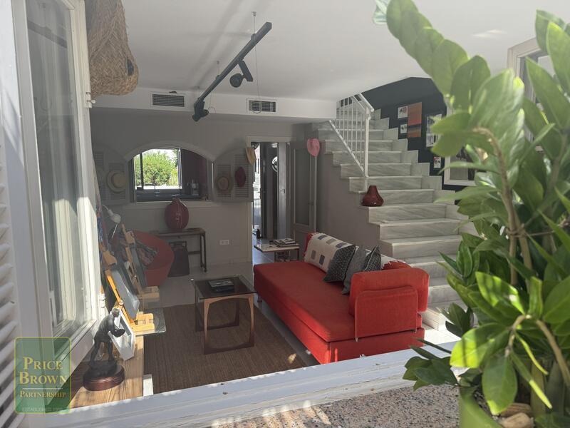 3 bedroom Townhouse for sale 3 bedroom Townhouse for sale