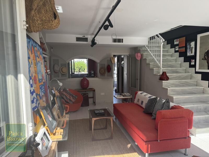 3 bedroom Townhouse for sale 3 bedroom Townhouse for sale