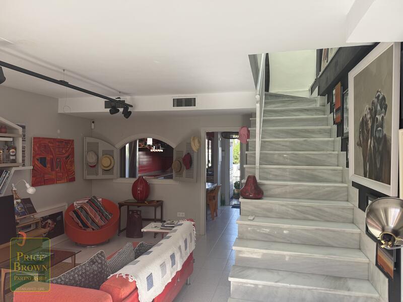 3 bedroom Townhouse for sale 3 bedroom Townhouse for sale