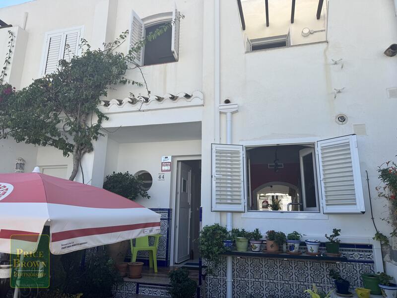 3 bedroom Townhouse for sale 3 bedroom Townhouse for sale