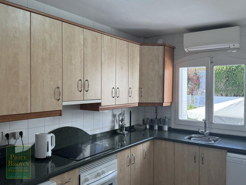 3 bedroom Townhouse for sale