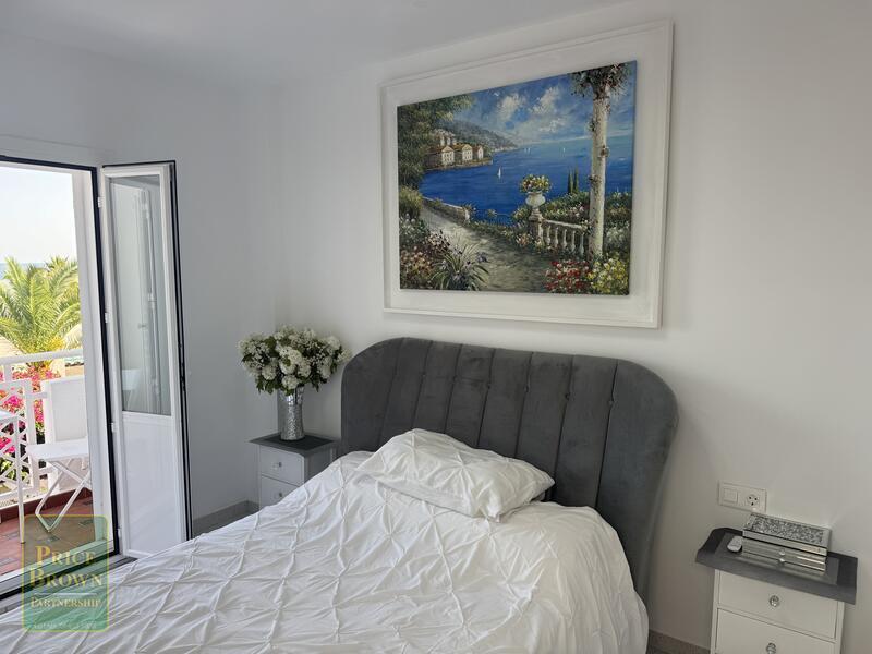 3 bedroom Townhouse for sale