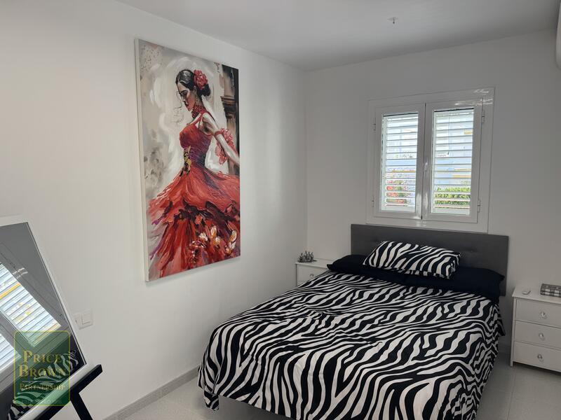 3 bedroom Townhouse for sale