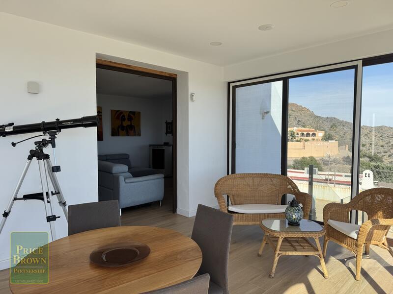 6 bedroom Villa for sale