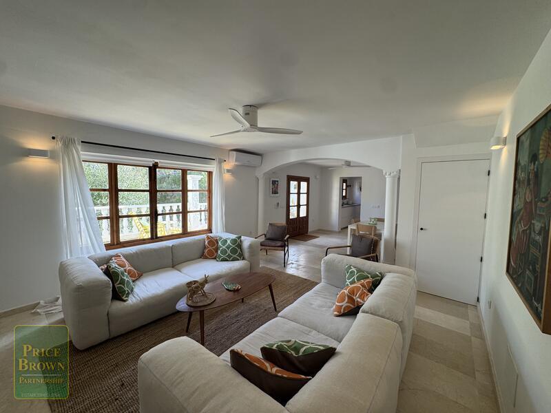 3 slaapkamer Villa Te koop 3 slaapkamer Villa Te koop