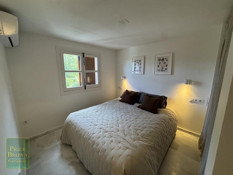 3 slaapkamer Villa Te koop 3 slaapkamer Villa Te koop