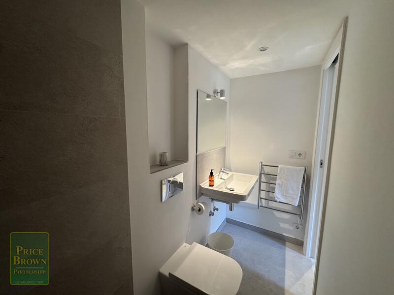 3 slaapkamer Villa Te koop 3 slaapkamer Villa Te koop