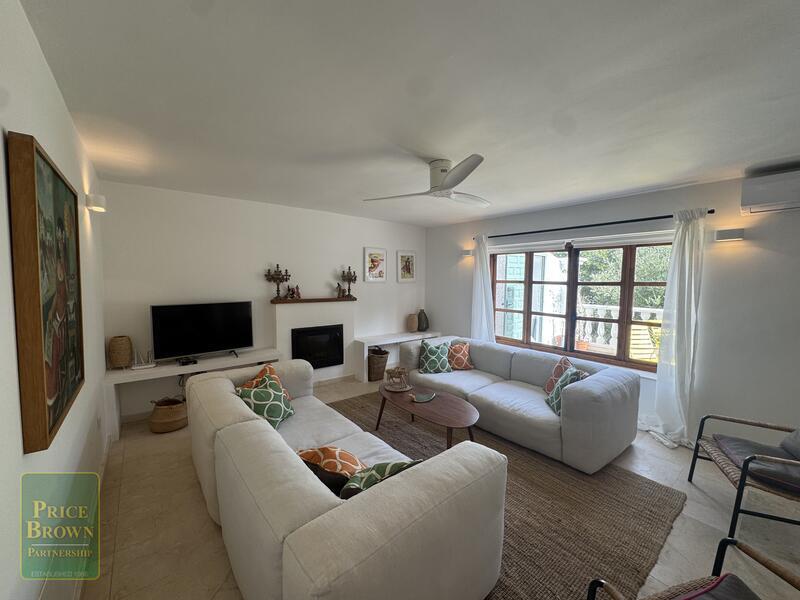 3 slaapkamer Villa Te koop 3 slaapkamer Villa Te koop