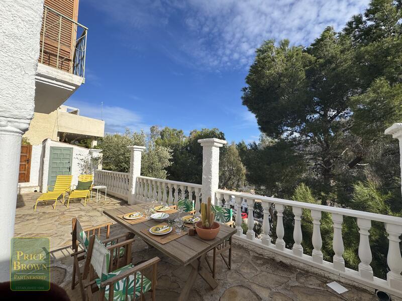 3 slaapkamer Villa Te koop 3 slaapkamer Villa Te koop