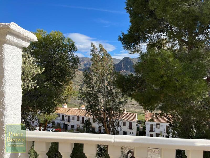 3 slaapkamer Villa Te koop 3 slaapkamer Villa Te koop