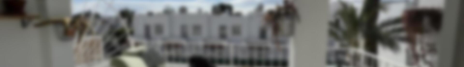 2 bedroom Townhouse for sale