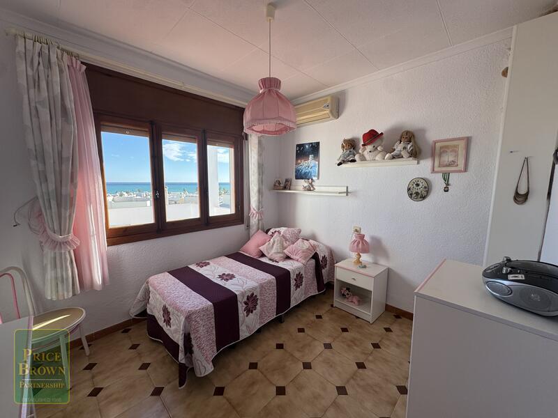 4 спальная комната вилла продается 4 спальная комната вилла продается