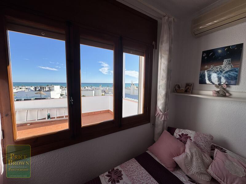 4 спальная комната вилла продается 4 спальная комната вилла продается