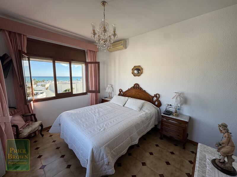 4 спальная комната вилла продается 4 спальная комната вилла продается