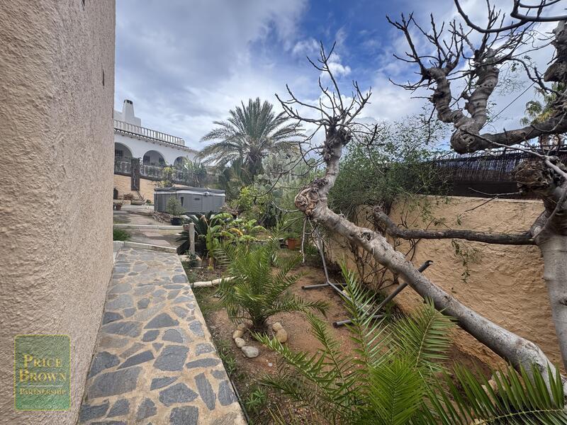 3 bedroom Villa for sale