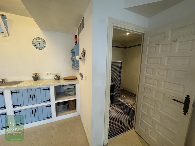 3 bedroom Townhouse for sale