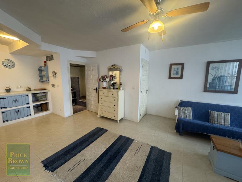 3 bedroom Townhouse for sale