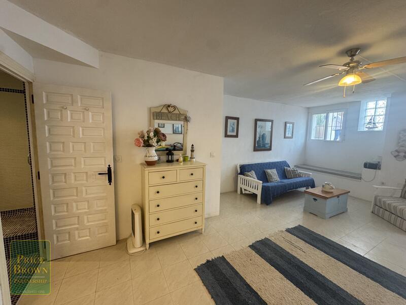 3 bedroom Townhouse for sale