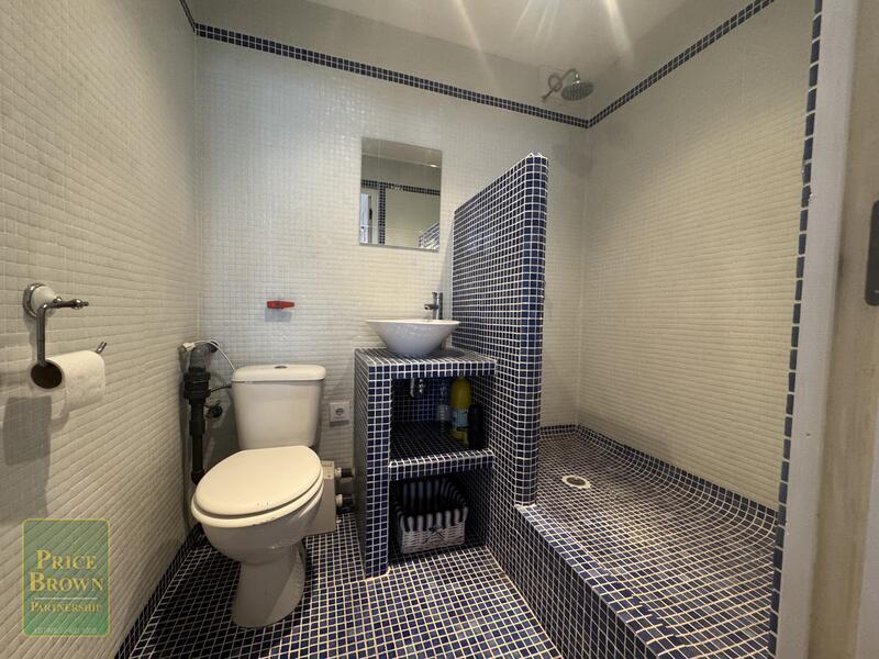 3 bedroom Townhouse for sale