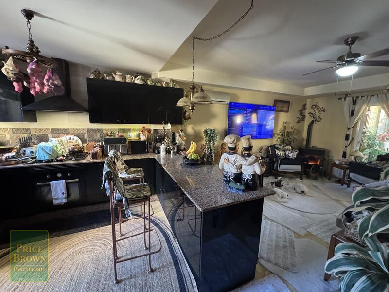 3 sovrum Radhus till salu