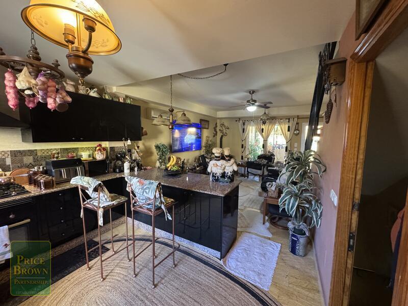 3 sovrum Radhus till salu