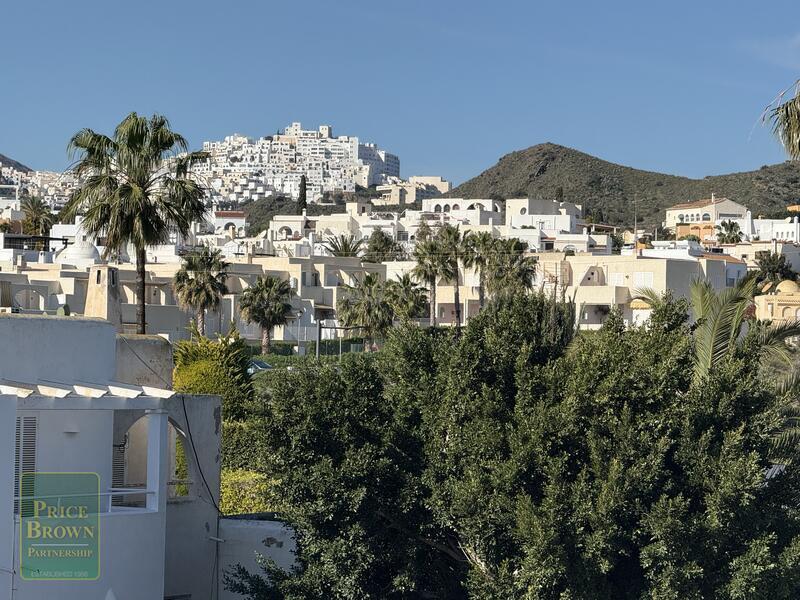 3 bedroom Townhouse for sale