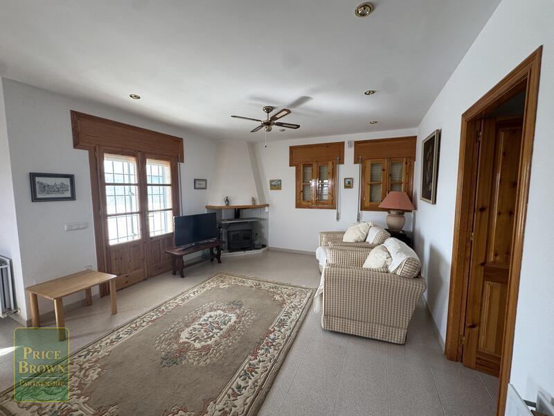 4 bedroom Country House for sale