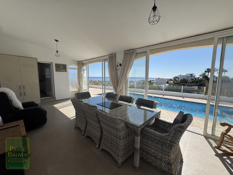 3 Cuarto Villa en venta 3 Cuarto Villa en venta