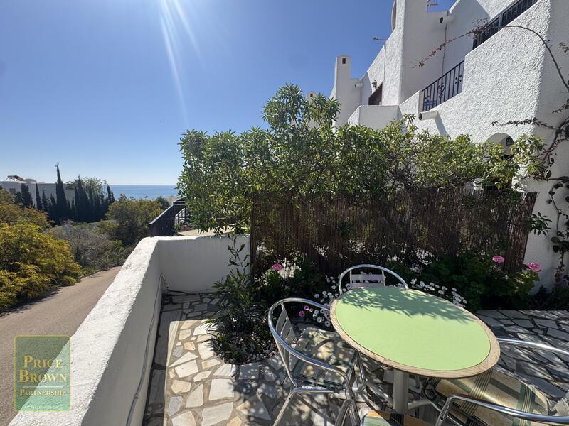 2 спальная комната городская тюрьма продается